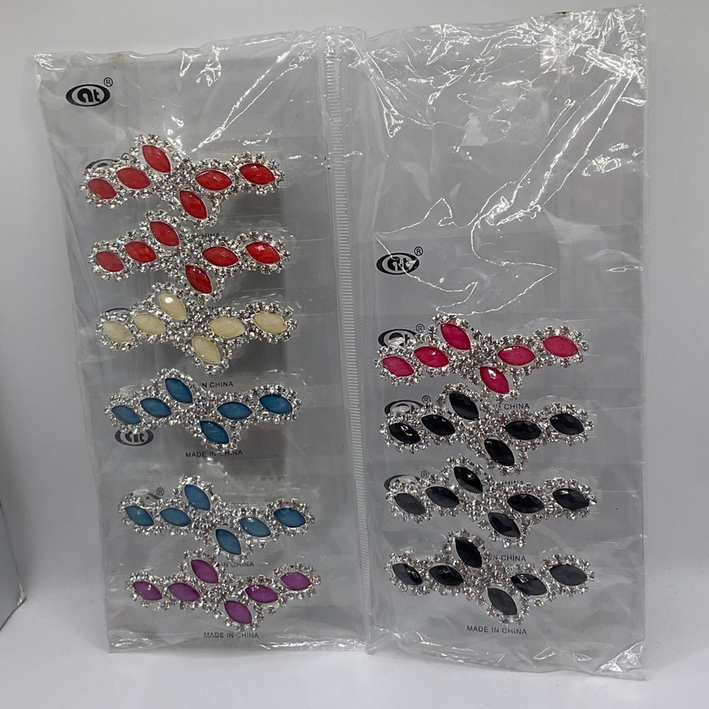 NThandmade hair clips NWT
